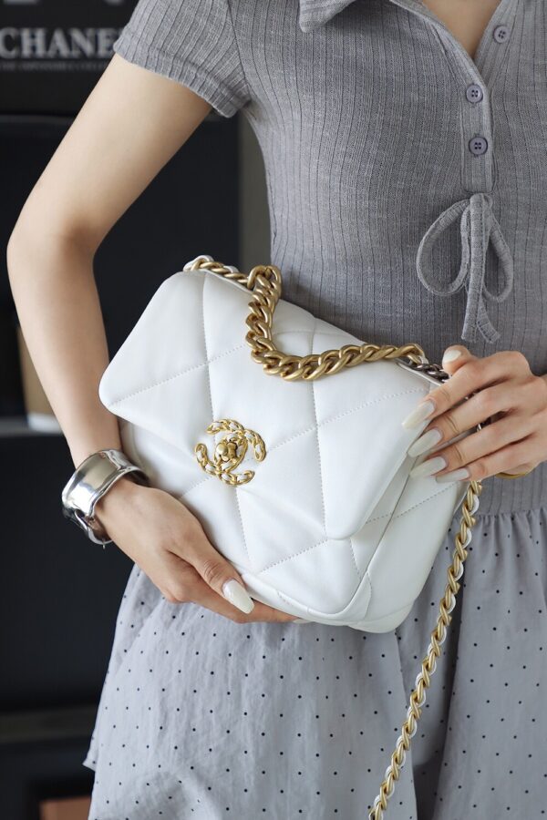 img_7630-2 God Factory Chanel 19 Bag Small White Gold Hardware Size 16*26*9cm