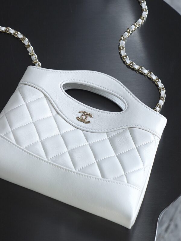 God Factory Chanel Nano 31 Bag Authentication Edition 14K Pale White Bonaudo Leather Gold Size 20*17.5*3.5cm