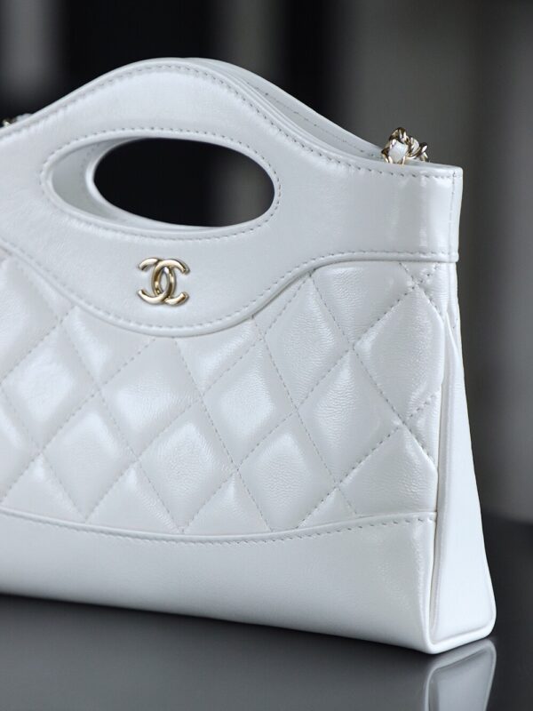 God Factory Chanel Nano 31 Bag Authentication Edition 14K Pale White Bonaudo Leather Gold Size 20*17.5*3.5cm