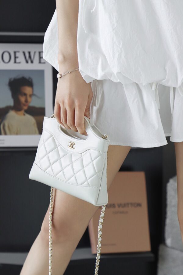 God Factory Chanel Nano 31 Bag Authentication Edition 14K Pale White Bonaudo Leather Gold Size 20*17.5*3.5cm