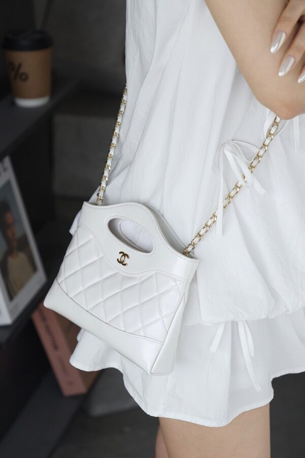 God Factory Chanel Nano 31 Bag Authentication Edition 14K Pale White Bonaudo Leather Gold Size 20*17.5*3.5cm