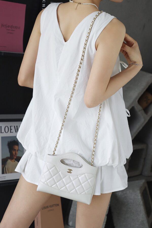God Factory Chanel Nano 31 Bag Authentication Edition 14K Pale White Bonaudo Leather Gold Size 20*17.5*3.5cm