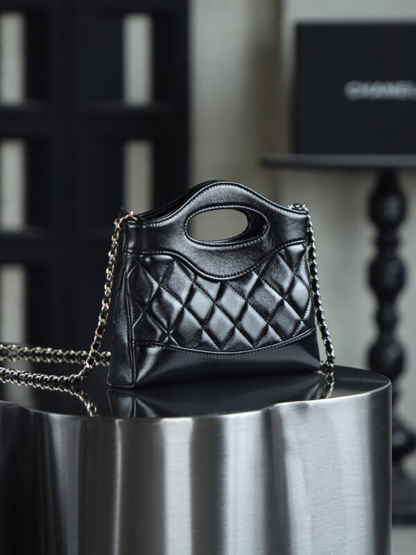 God Factory Chanel Nano 31 Bag Authentication Edition 14K Pale Black Bonaudo Leather Gold Size 20*17.5*3.5cm