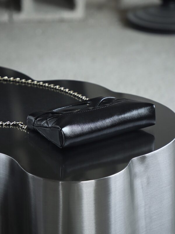 God Factory Chanel Nano 31 Bag Authentication Edition 14K Pale Black Bonaudo Leather Gold Size 20*17.5*3.5cm