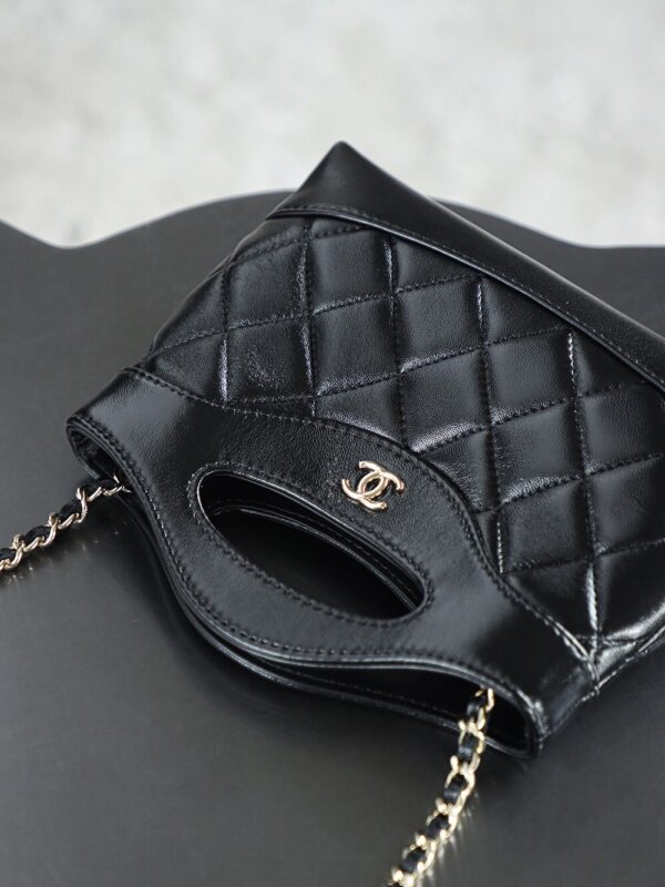 God Factory Chanel Nano 31 Bag Authentication Edition 14K Pale Black Bonaudo Leather Gold Size 20*17.5*3.5cm