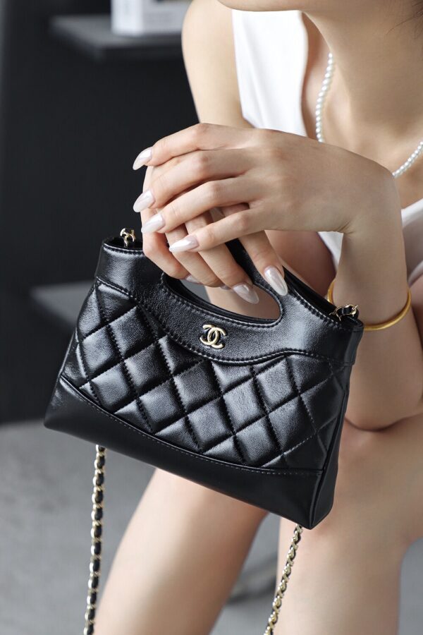 God Factory Chanel Nano 31 Bag Authentication Edition 14K Pale Black Bonaudo Leather Gold Size 20*17.5*3.5cm