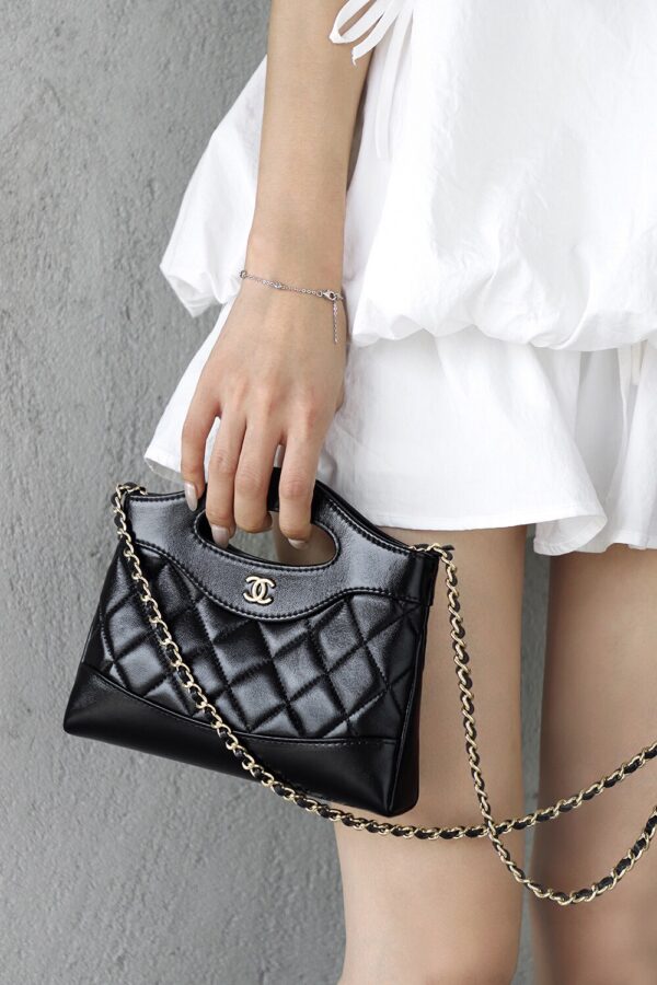 God Factory Chanel Nano 31 Bag Authentication Edition 14K Pale Black Bonaudo Leather Gold Size 20*17.5*3.5cm