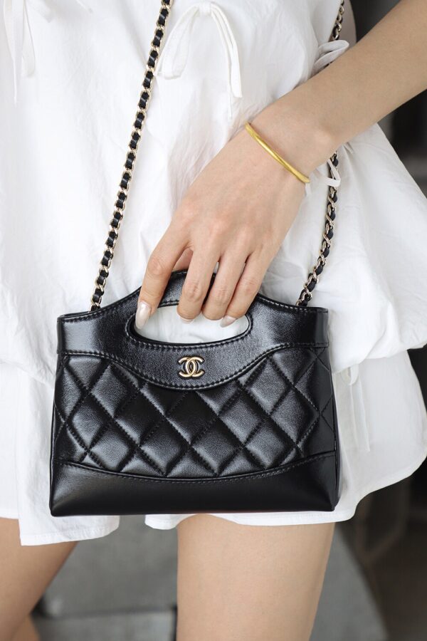 God Factory Chanel Nano 31 Bag Authentication Edition 14K Pale Black Bonaudo Leather Gold Size 20*17.5*3.5cm