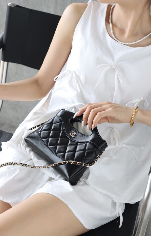 God Factory Chanel Nano 31 Bag Authentication Edition 14K Pale Black Bonaudo Leather Gold Size 20*17.5*3.5cm