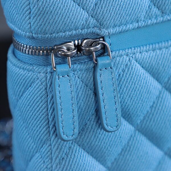 God Factory Chanel 25P Denim Lunchbox Bag Fashion Art Denim Blue Leather 24K Retro PHW Size 17*19.5*5cm