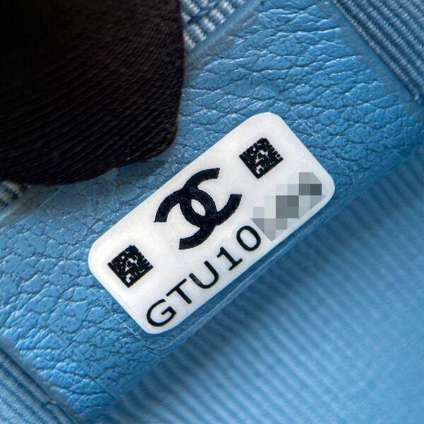 God Factory Chanel 25P Denim Lunchbox Bag Fashion Art Denim Blue Leather 24K Retro PHW Size 17*19.5*5cm