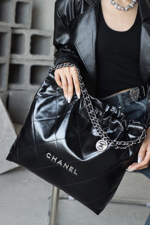 img_7902-2 God Factory Chanel 22 Bag Medium 24K Retro PHW Antiba Leate Size 39*42*8cm
