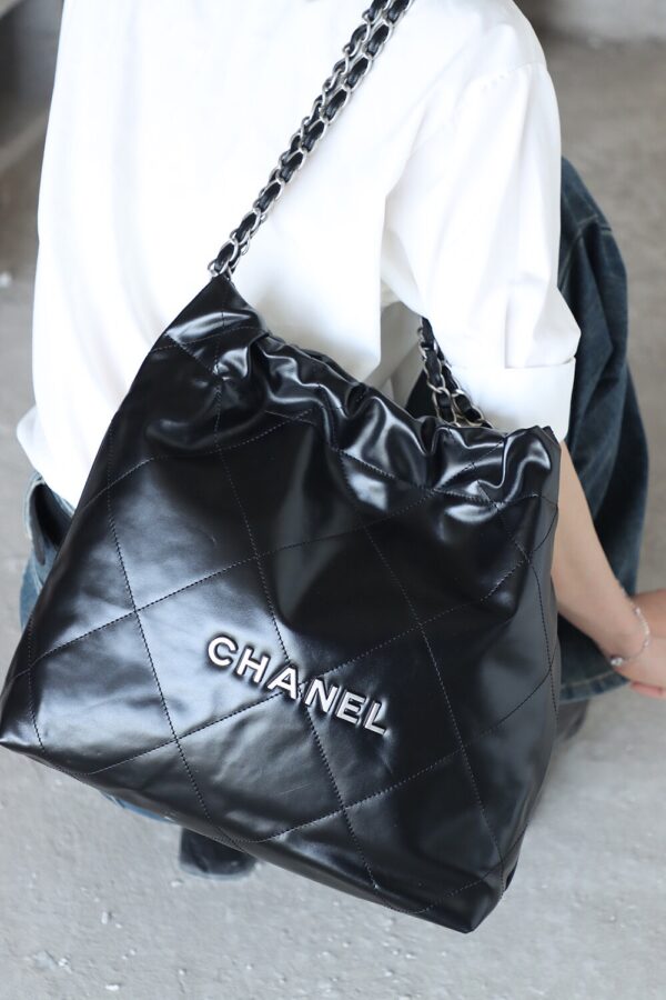 img_7960-2 God Factory Chanel 22 Bag Small 24K Retro PHW Antiba Leate Size 35*37*7cm