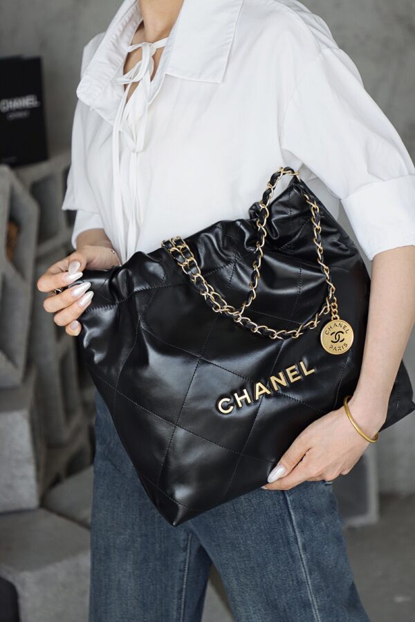 img_7982-2 God Factory Chanel 22 Bag Small 24K Retro GHW Antiba Leate Size 35*37*7cm