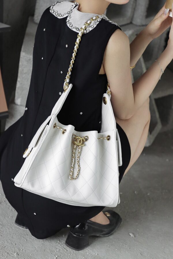 God Factory Chanel 25 Bag HoHo Small impala Leather White 24K Retro Gold Size 30*26*14cm