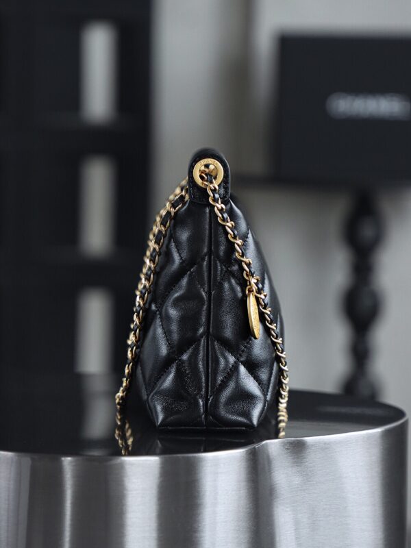 God Factory Chanel 25S HoHo Dumpling Bag 24K Vintage Matte Gold Size 17*26*8.5cm