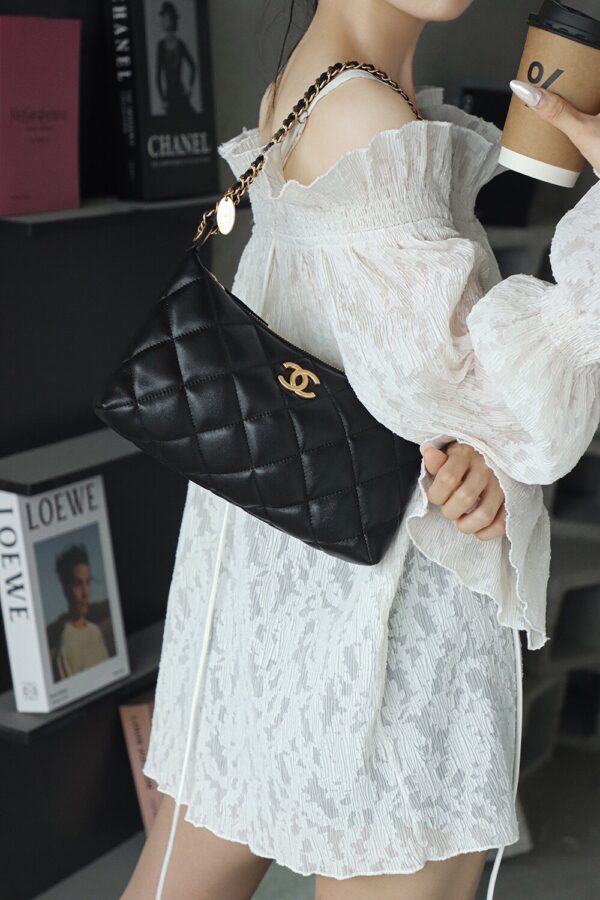 God Factory Chanel 25S HoHo Dumpling Bag 24K Vintage Matte Gold Size 17*26*8.5cm