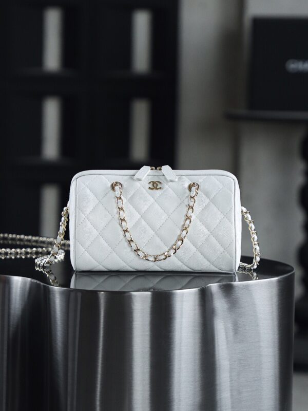 God Factory Chanel 25P Mini Bowling Bag White 14K Gold Pale HAAS Leather Size 11.5*18.5*11cm