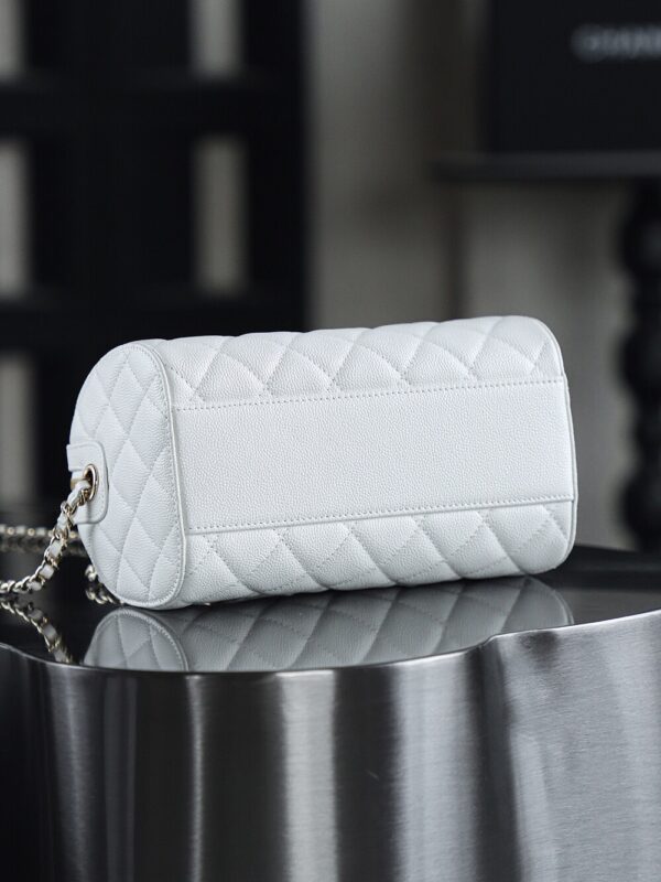 God Factory Chanel 25P Mini Bowling Bag White 14K Gold Pale HAAS Leather Size 11.5*18.5*11cm
