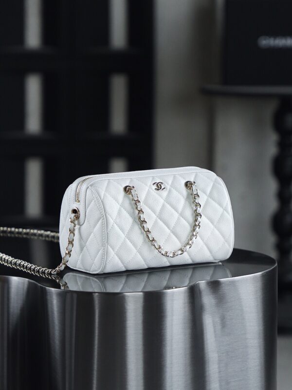 God Factory Chanel 25P Mini Bowling Bag White 14K Gold Pale HAAS Leather Size 11.5*18.5*11cm