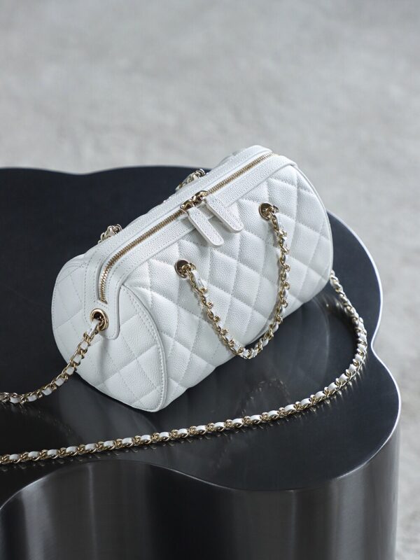 God Factory Chanel 25P Mini Bowling Bag White 14K Gold Pale HAAS Leather Size 11.5*18.5*11cm