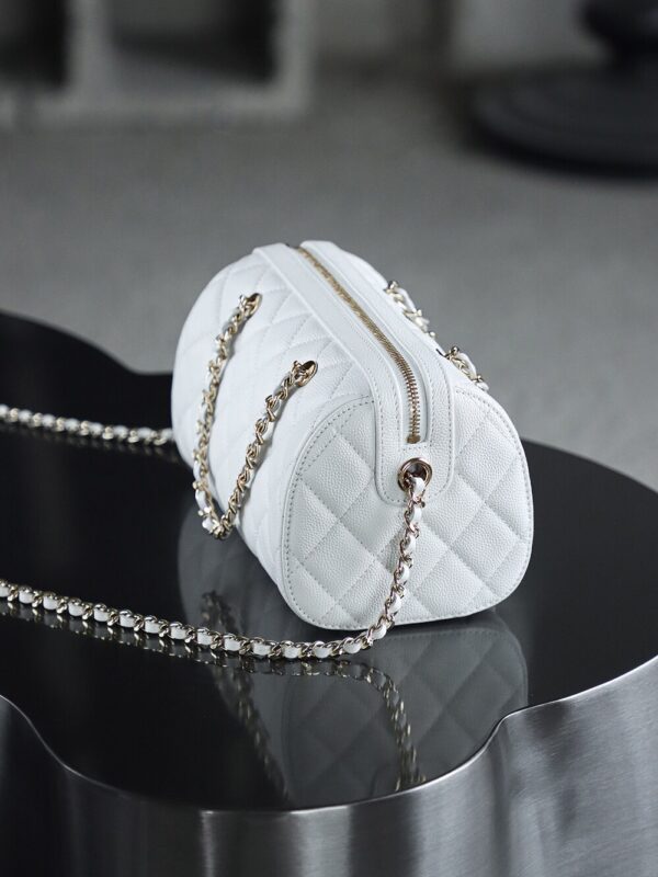 God Factory Chanel 25P Mini Bowling Bag White 14K Gold Pale HAAS Leather Size 11.5*18.5*11cm