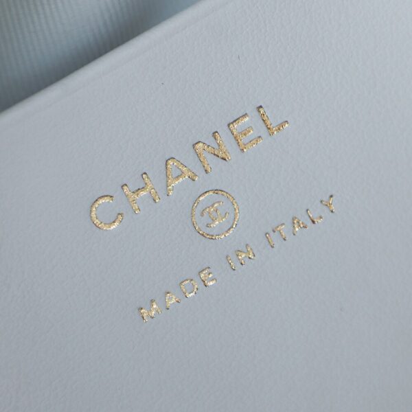 God Factory Chanel 25P Mini Bowling Bag White 14K Gold Pale HAAS Leather Size 11.5*18.5*11cm