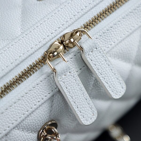 God Factory Chanel 25P Mini Bowling Bag White 14K Gold Pale HAAS Leather Size 11.5*18.5*11cm