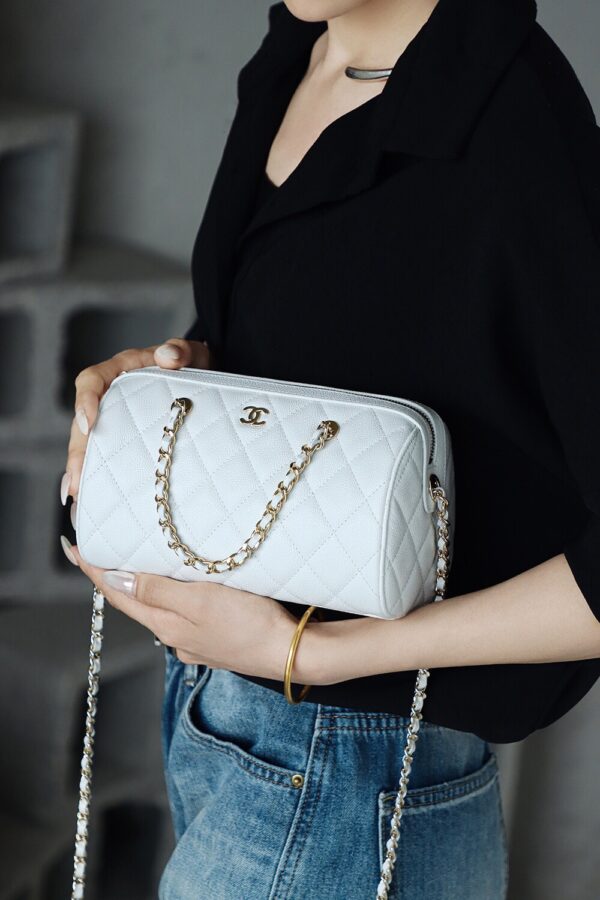 God Factory Chanel 25P Mini Bowling Bag White 14K Gold Pale HAAS Leather Size 11.5*18.5*11cm