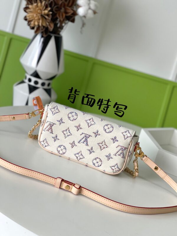 God Factory Louis Vuitton M83499 Size 23.5*12*4.3cm