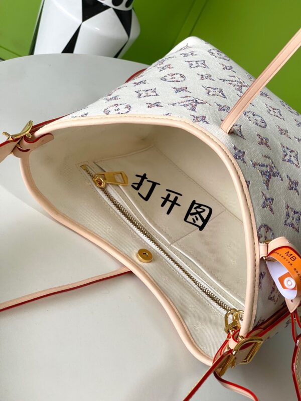 God Factory Louis Vuitton Carryall M24707 Size 29*24*12cm