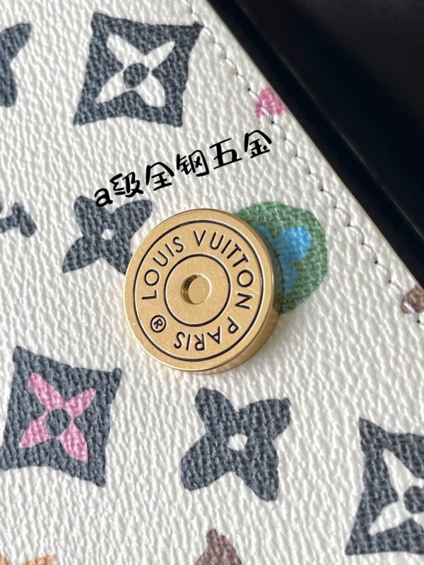 God Factory Louis Vuitton M83428 Size 15*18*7cm