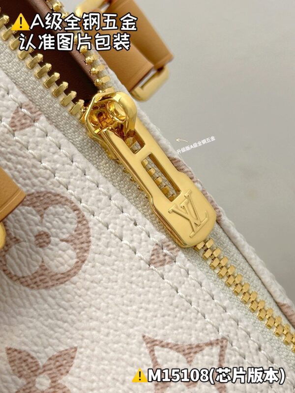 God Factory Louis Vuitton SPEEDY SOFT 30 DARK M15108 Size 21 x 17 x 30cm