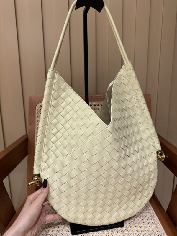 God Factory Yupoo No.10020 Medium Solstice 740990 Size 37*2*44cm