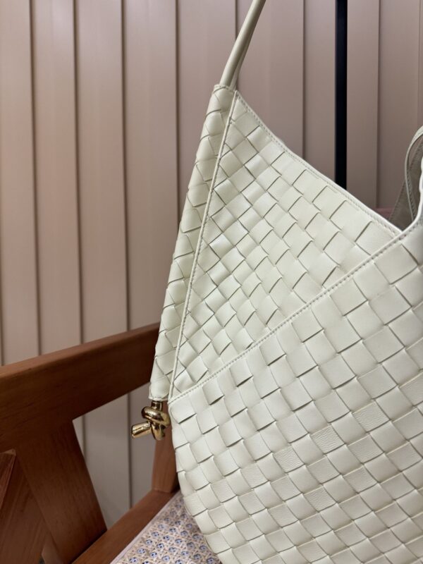 God Factory Yupoo No.10020 Medium Solstice 740990 Size 37*2*44cm