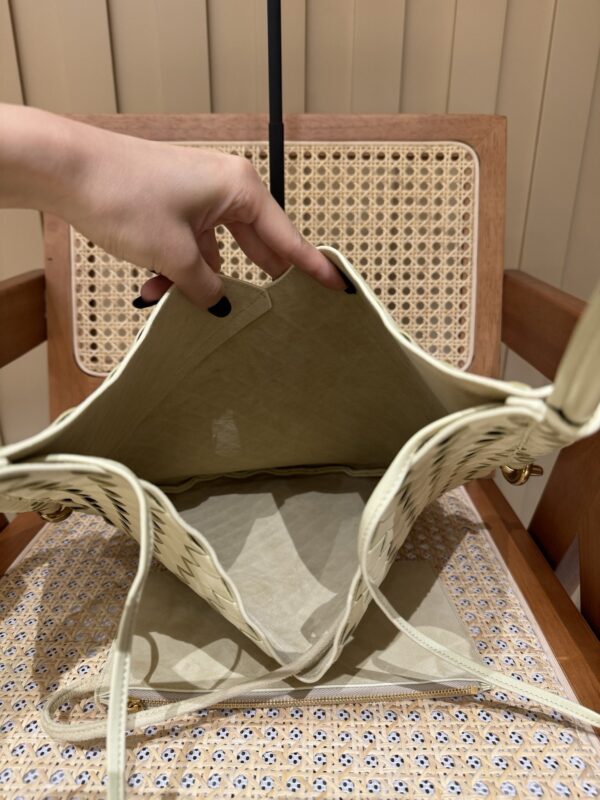 God Factory Yupoo No.10020 Medium Solstice 740990 Size 37*2*44cm