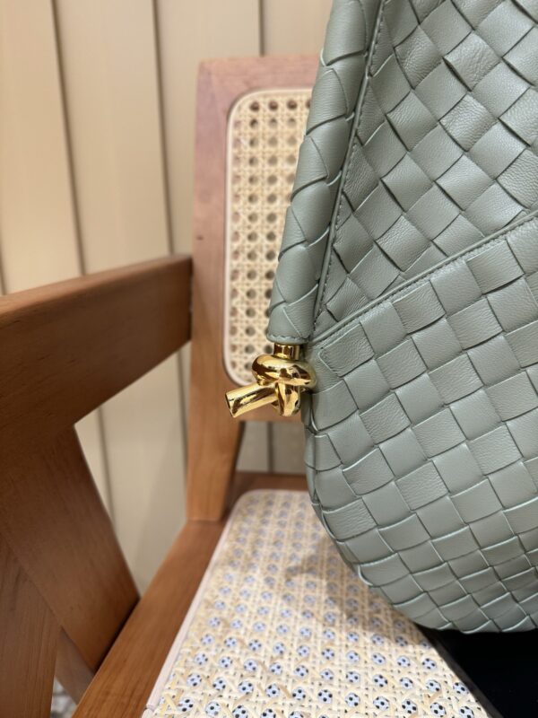 God Factory Yupoo No.10018 Medium Solstice 740990 Size 37*2*44cm