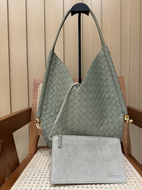 God Factory Yupoo No.10018 Medium Solstice 740990 Size 37*2*44cm