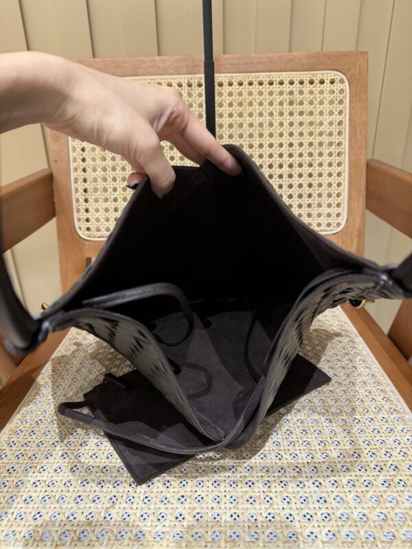 God Factory Yupoo No.10017 Medium Solstice 740990 Size 37*2*44cm