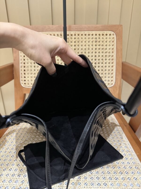 God Factory Yupoo No.10016 Medium Solstice 740990 Size 37*2*44cm