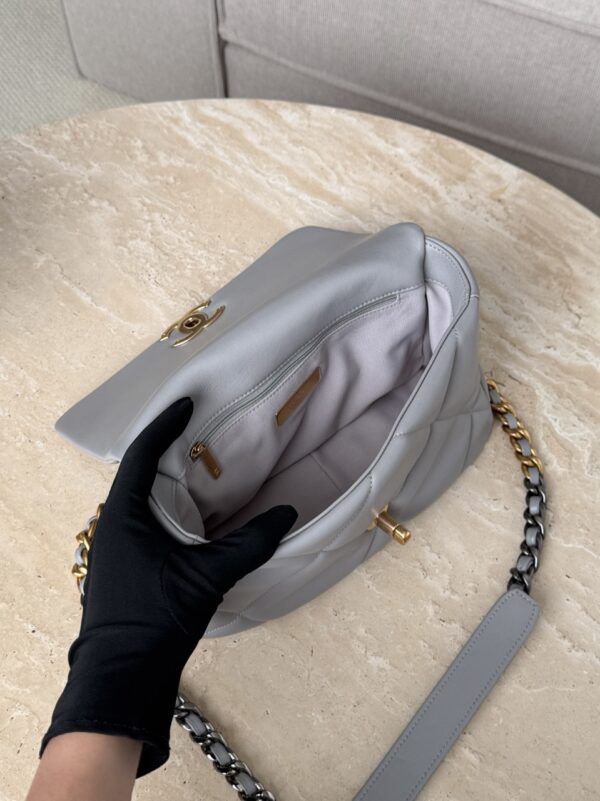 God Factory Chanel Bags Code 10040 19Bag Size 16x26x9cm