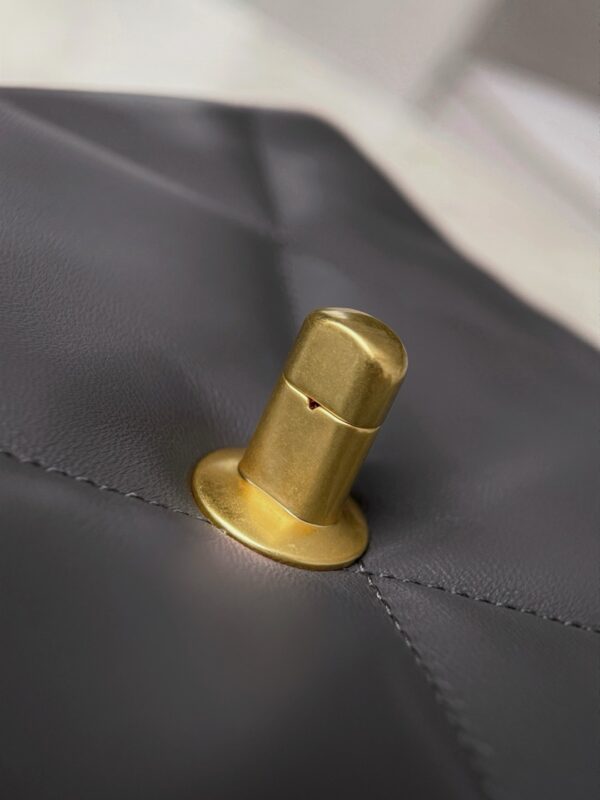 God Factory Chanel Bags Code 10038 19Bag Size 16x26x9cm