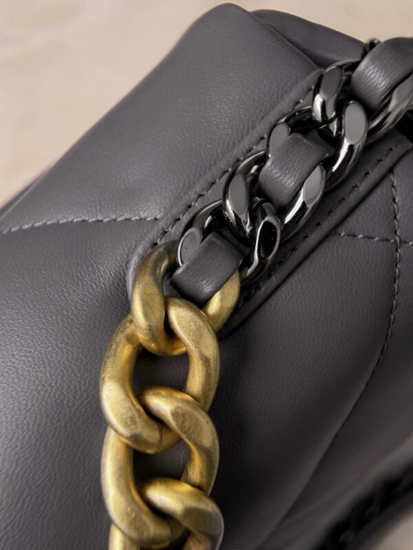 God Factory Chanel Bags Code 10038 19Bag Size 16x26x9cm