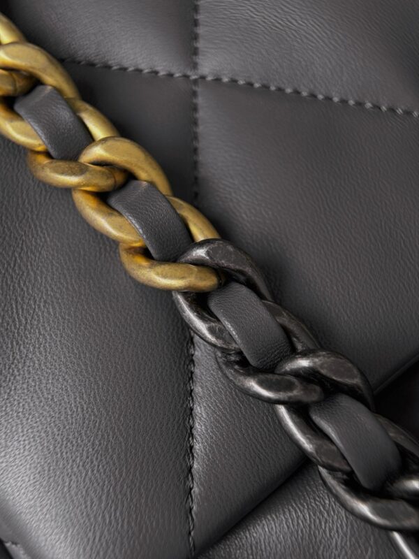 God Factory Chanel Bags Code 10038 19Bag Size 16x26x9cm