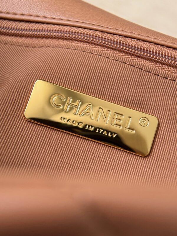 God Factory Chanel Bags Code 10037 19Bag Size 16x26x9cm