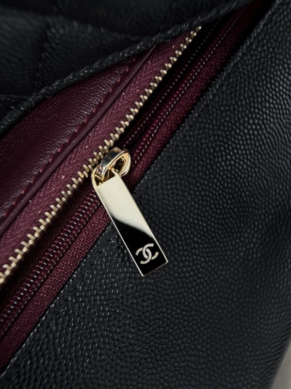 God Factory Chanel Bags Code 10051 Size 18x29x12cm