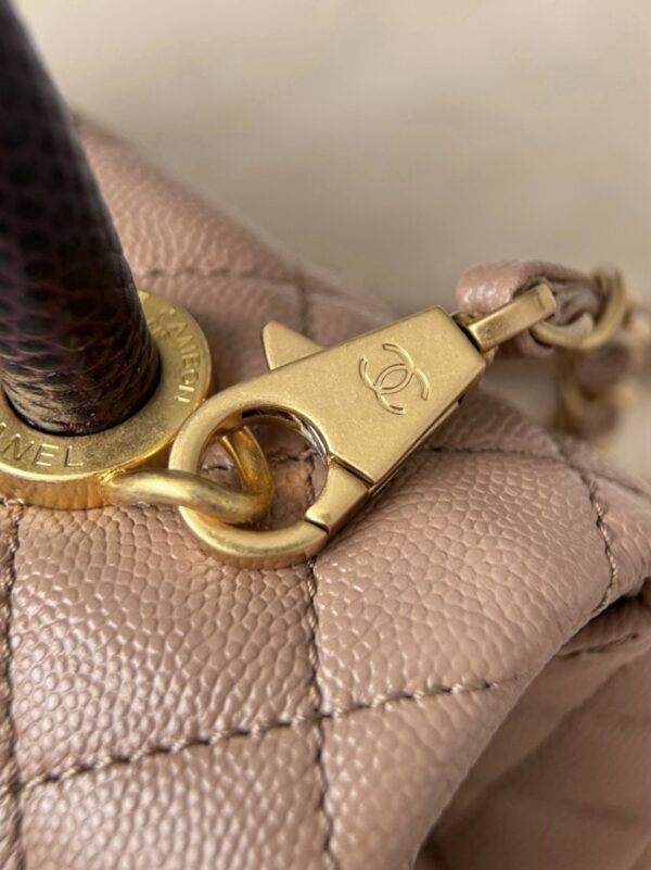 God Factory Chanel Bags Code 10050 Size 18x29x12cm