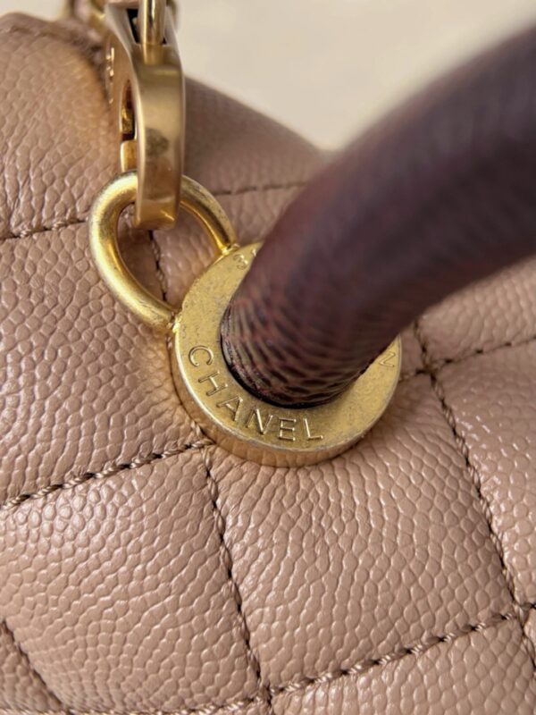 God Factory Chanel Bags Code 10050 Size 18x29x12cm