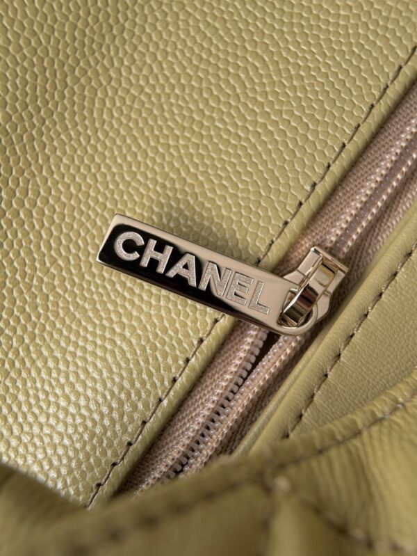 God Factory Chanel Bags Code 10062 Size 14x24x10cm