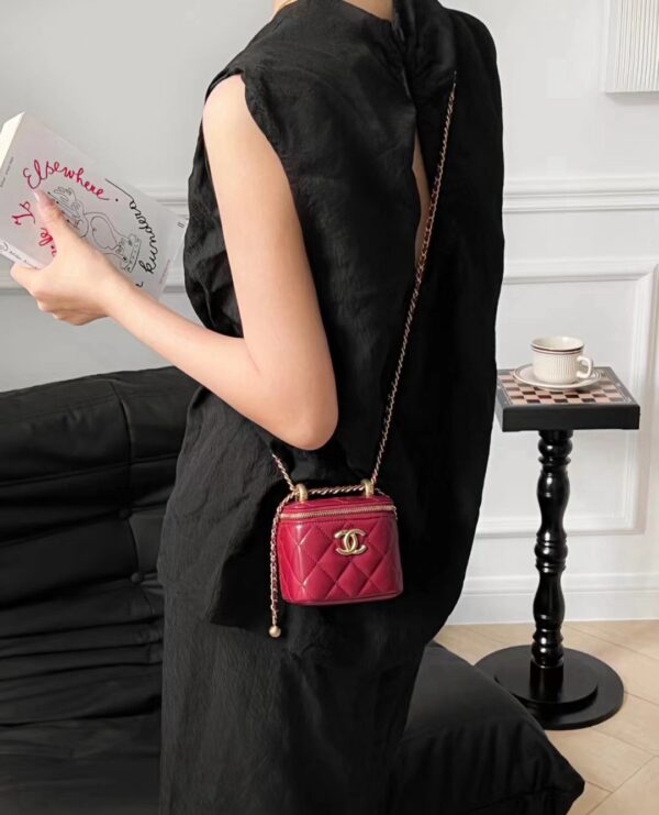 God Factory Chanel Bags Code 10074 Size 8.5x11x7cm